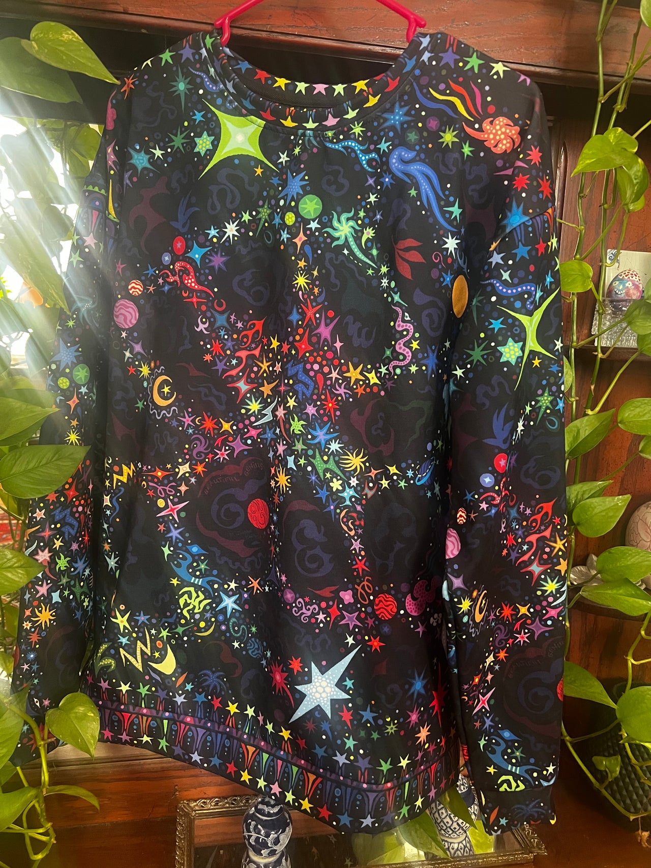 (pre-order) Rainbow Star Pullover