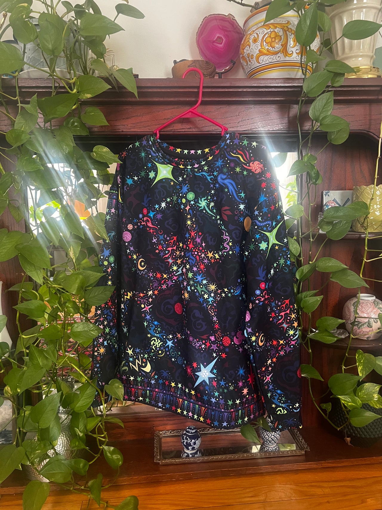 (pre-order) Rainbow Star Pullover